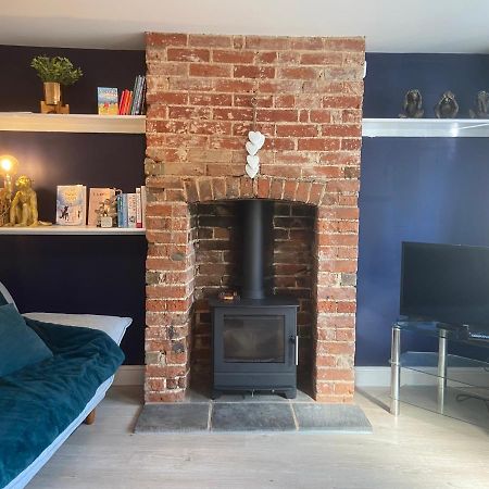 Woodbridge - Cosy Little 2-Bed Cottage Exterior photo